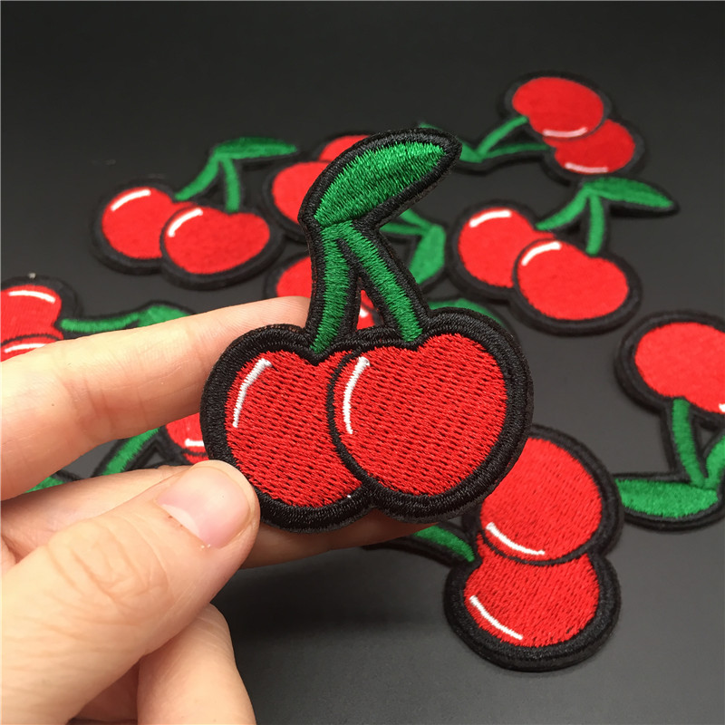 Embroidery Converse - Parche bonito para ropa con fruta