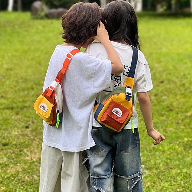 Nueva Bolsa de Pecho para Niño - Embroidery Motif reseña y precio