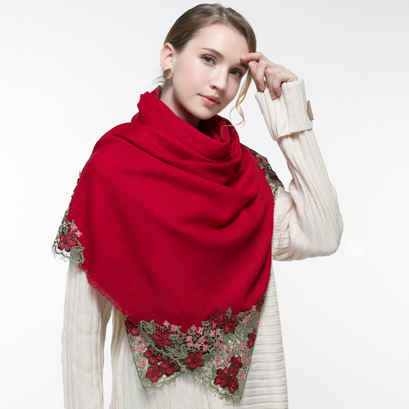 Bufanda de lana rosa auténtica - Embroidery Shawl reseña y precio