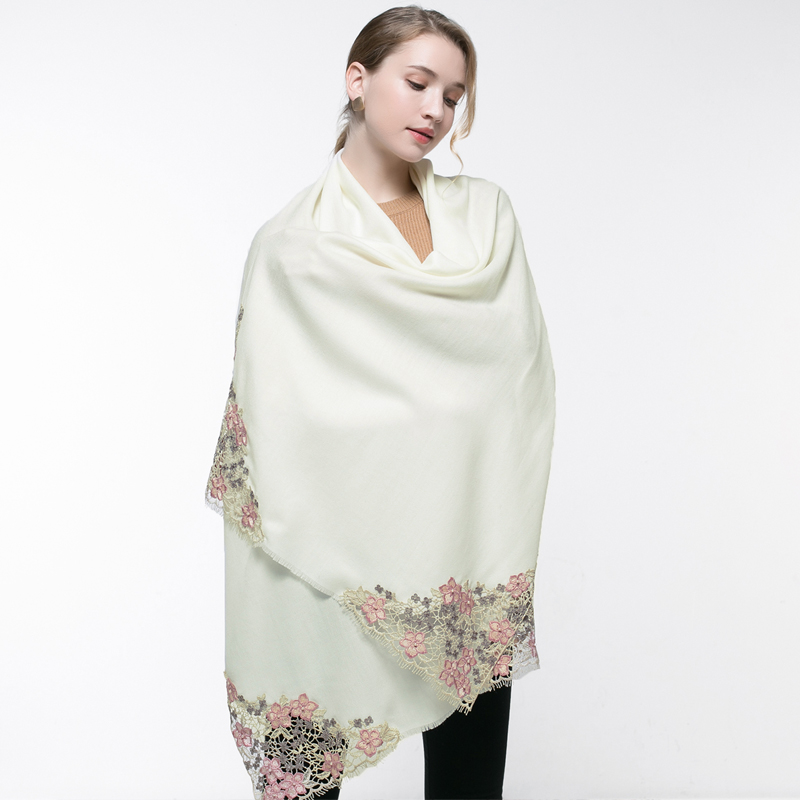 Bufanda de lana rosa auténtica - Embroidery Shawl reseña y precio