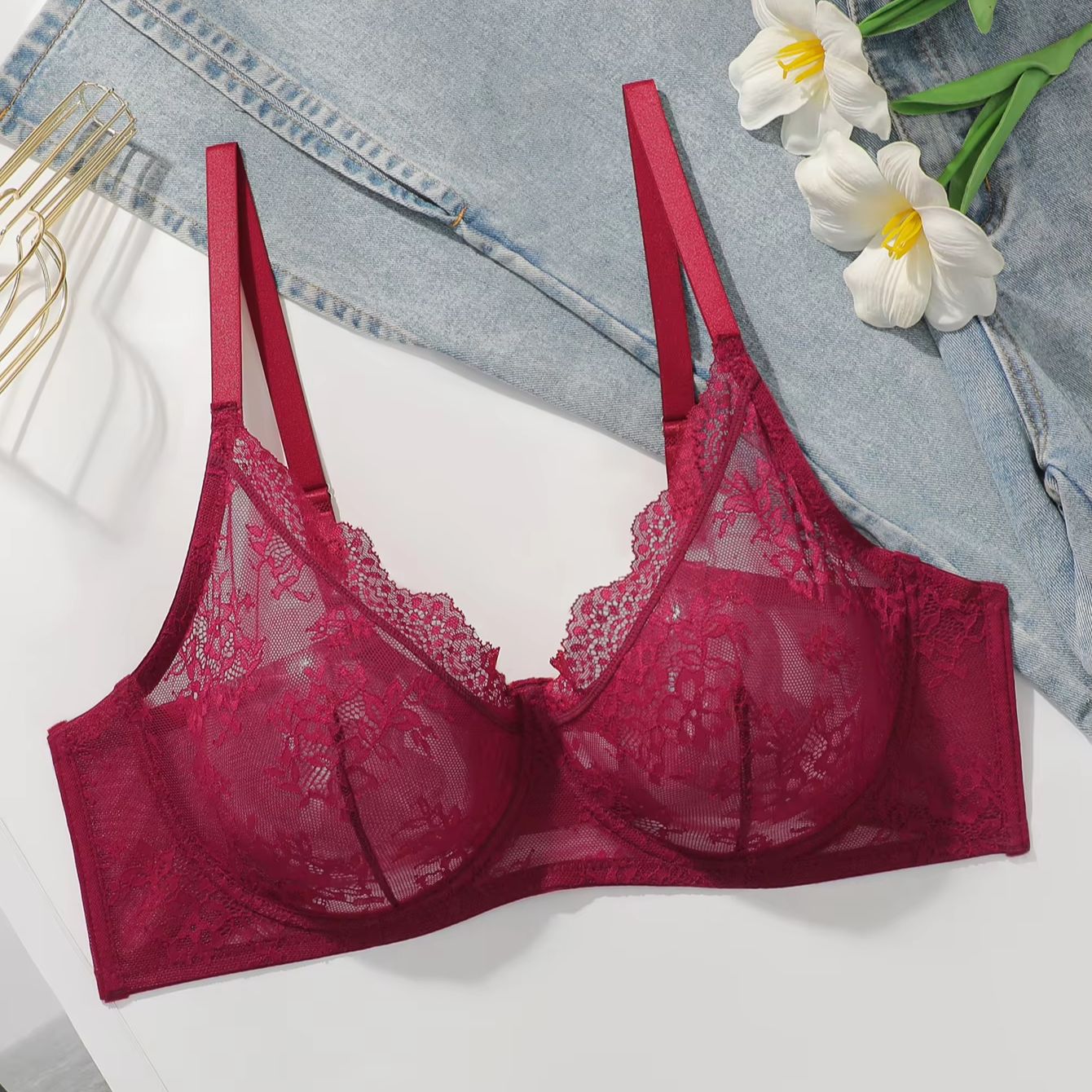 Sujetador de encaje rojo trans - Embroidery Lace reseña y precio