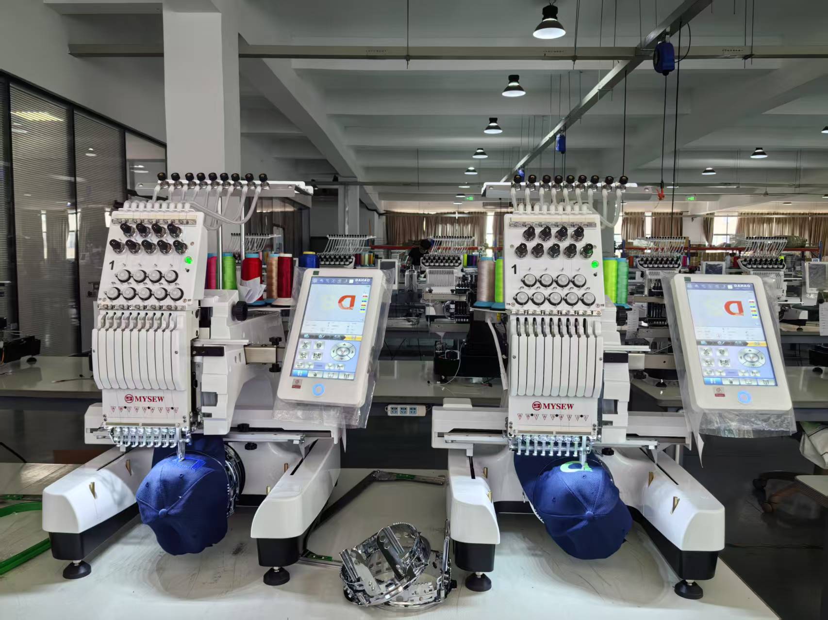 Máquina de Bordar Industrial A - Embroidery Machine Computerized reseña y precio