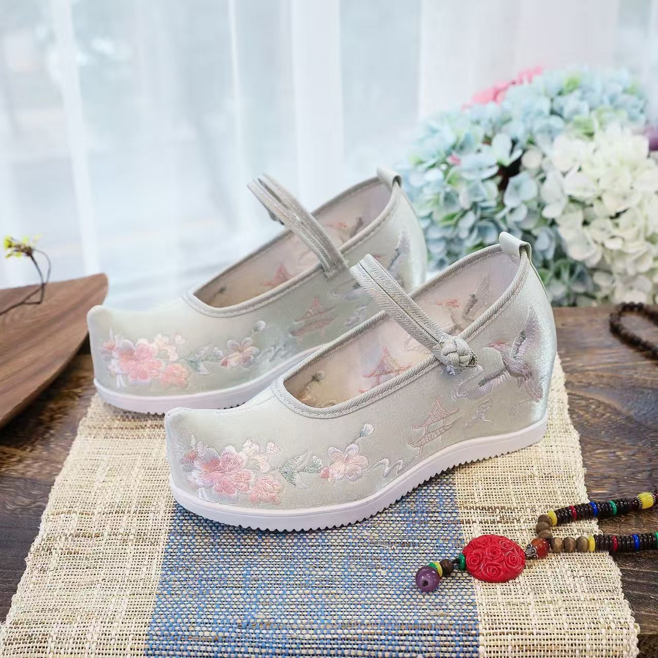 Zapatos bordados internos aume - Embroidery Cotton reseña y precio