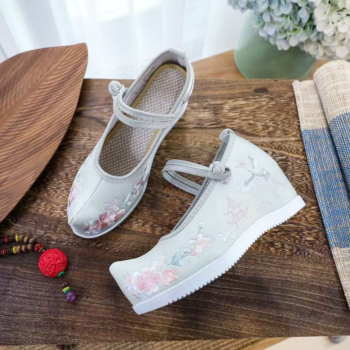 Zapatos bordados internos aume - Embroidery Cotton reseña y precio