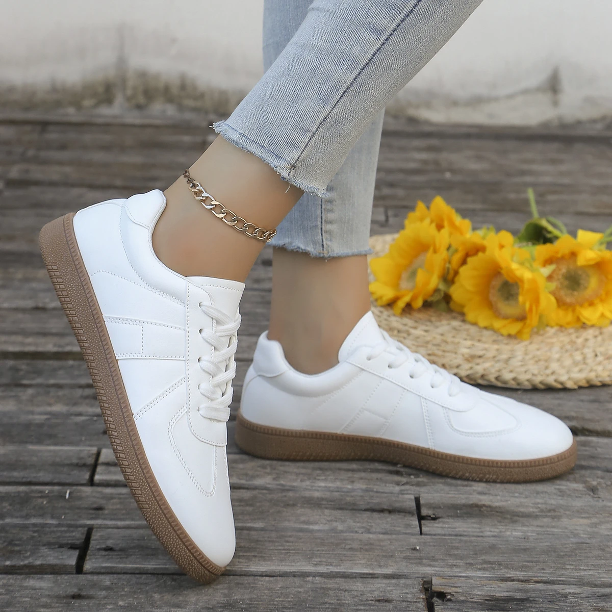 Zapatos deportivos blancos inf - Embroidery Cotton reseña y precio