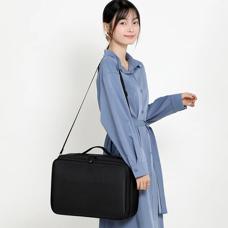 Bolsa de Cosméticos Portátil P - Embroidery Bag reseña y precio